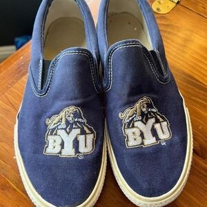 BYU Navy Blue Vintage Men's Flat Sneakers size 9